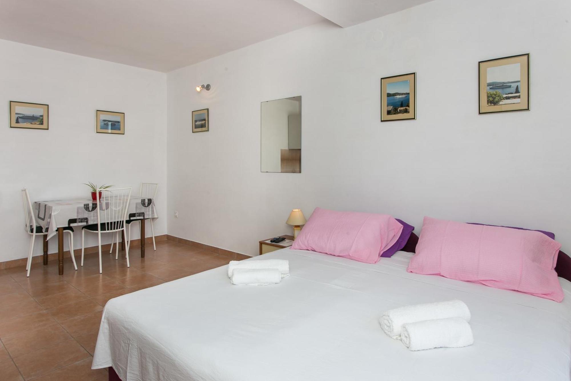Apartments Anamaria Дубровник Номер фото
